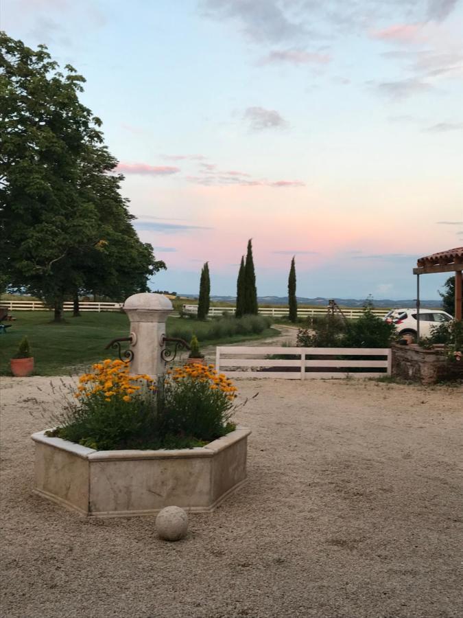 Residence La Salamandre Kamers Rabastens エクステリア 写真